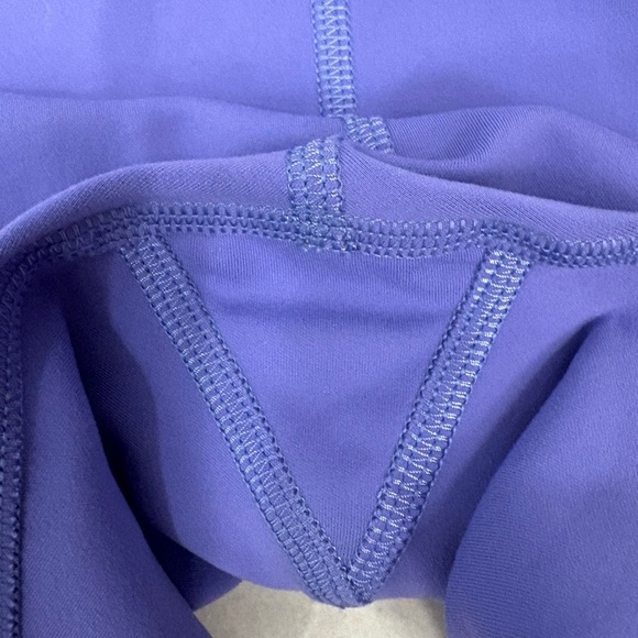 Lululemon InStill High-Rise 25’’ Tight in Charged Indigo Size 6 - Picture 4 of 12